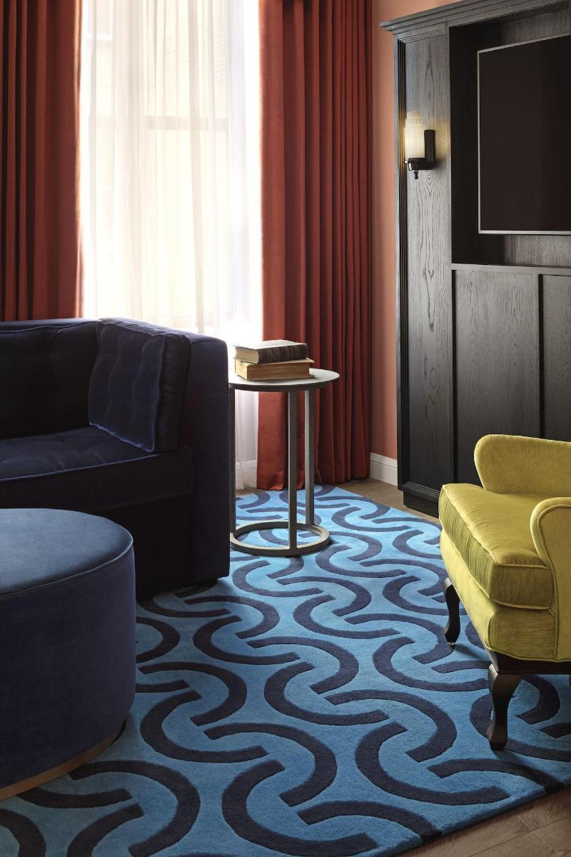 Hotel Riggs Washington Dc Zewnętrze zdjęcie A carpet in a living room